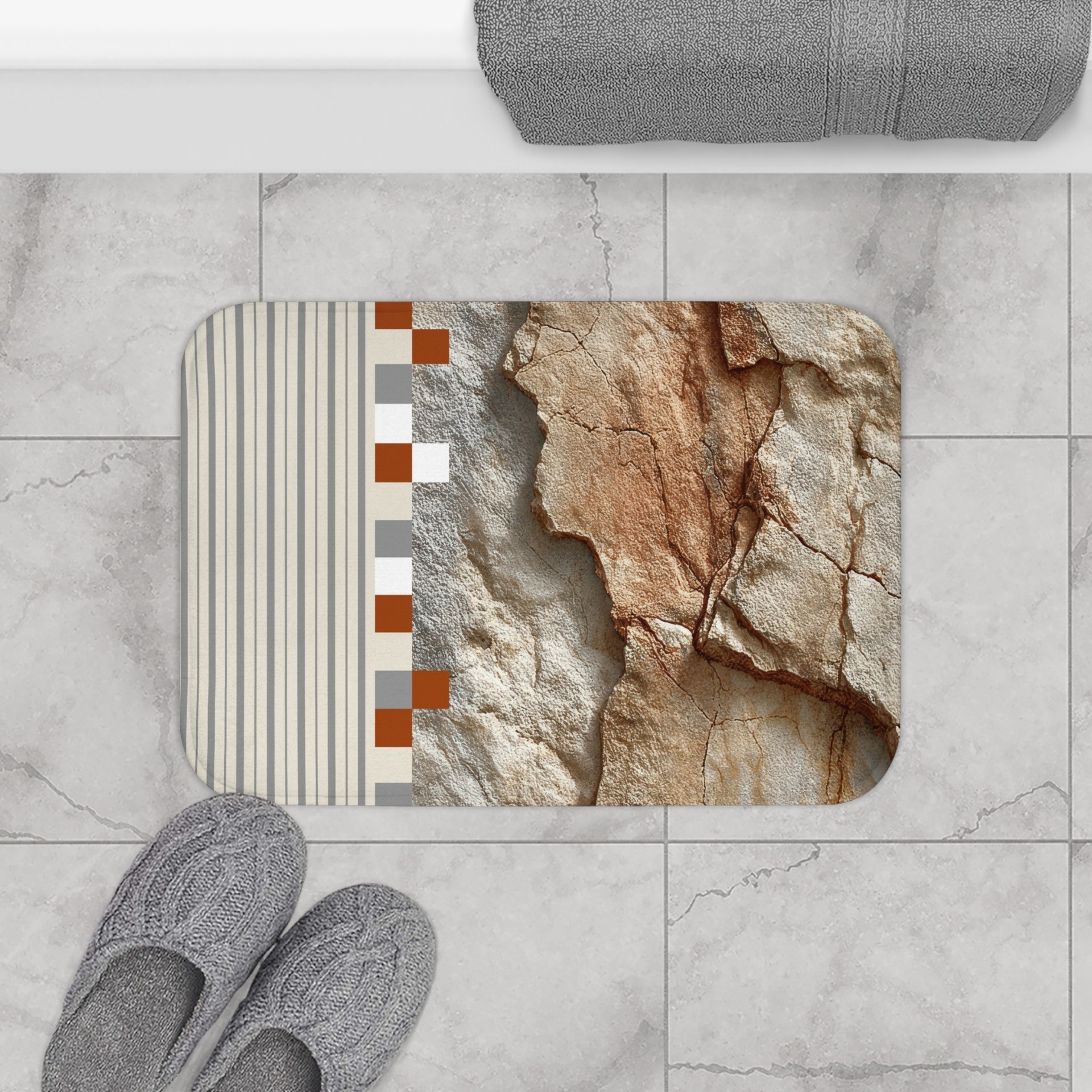 Rustic Rock and Stripe Bath Mat Small
